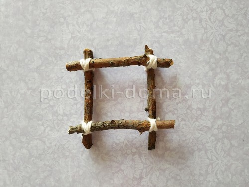 Домик и окошко — поделки из веточек Домик и окошко — поделки из веточек