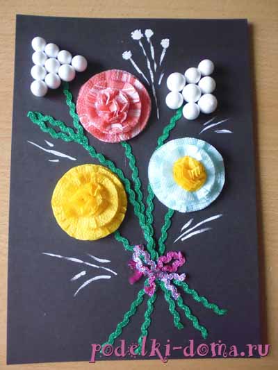 «Павлин» — аппликация из природного материала