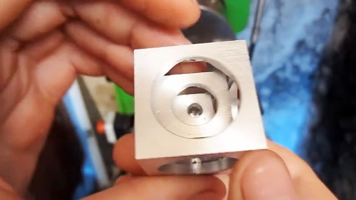 Как сделать куб в кубе на токарном станке