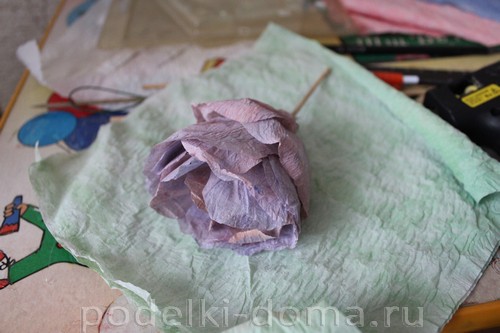 Цветы из бумажных полотенец Цветы из бумажных полотенец