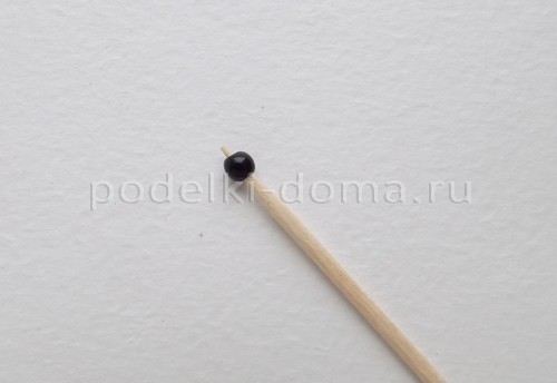 Плюшевый медвежонок из синельной проволоки