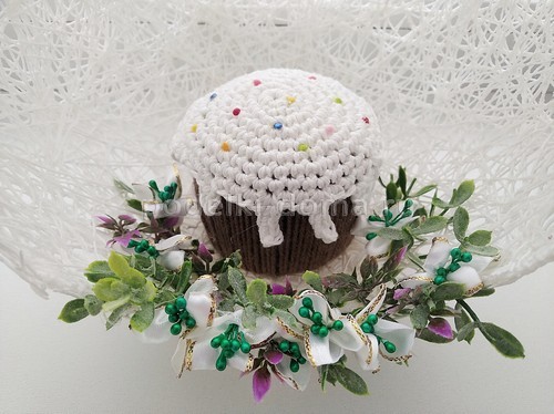 Пасхальное яйцо из ниток