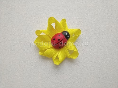 Пасхальное яйцо из ниток