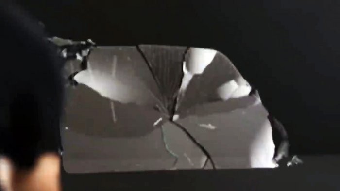 7 невероятных трюков со стеклом 7 невероятных трюков со стеклом