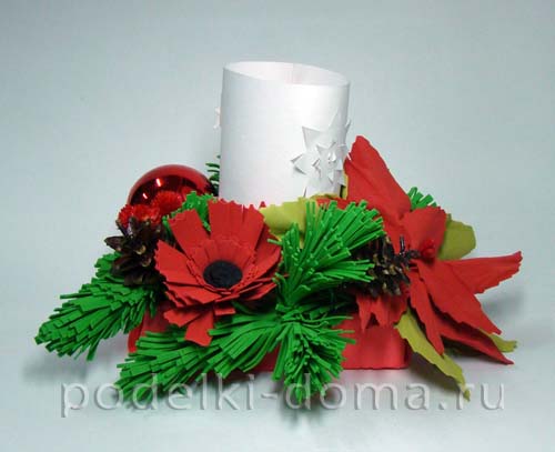 Венок из еловых веток