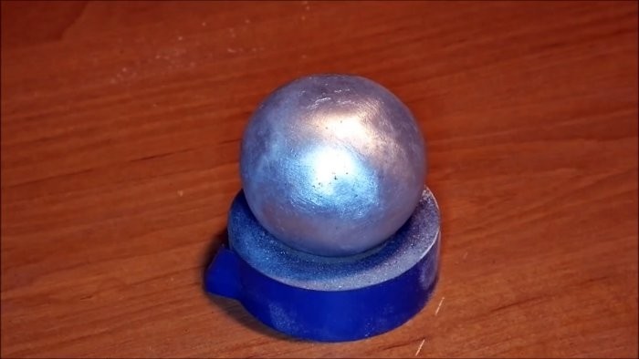 Как из алюминиевой фольги изготовить идеальный шар