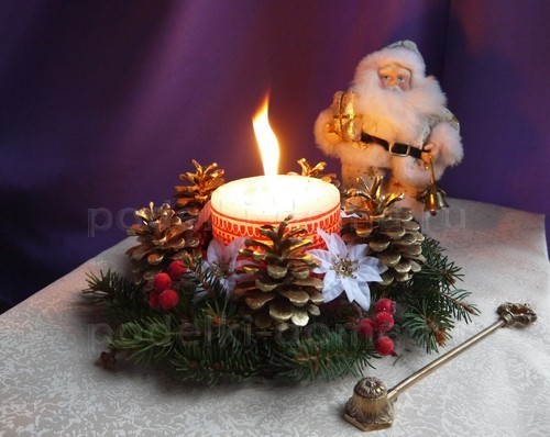 Венок из еловых веток