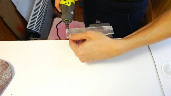 Обалденный сувенир из разбитой рюмки