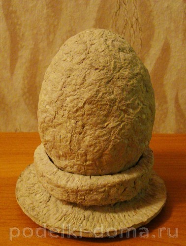 Пасхальное яйцо из ниток