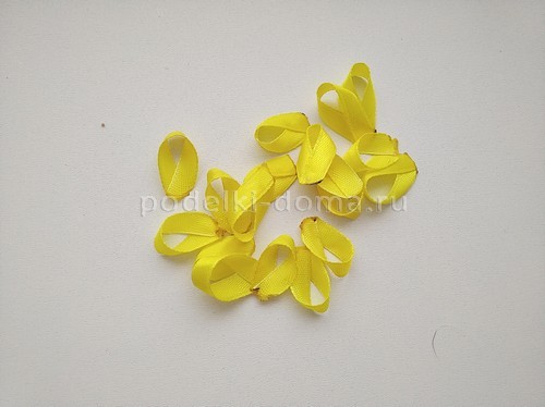 Пасхальное яйцо из ниток