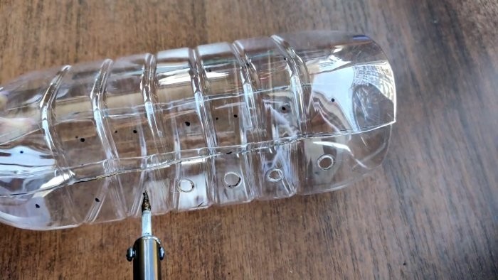 Теперь ничего не запутается. Способ хранения швейных ниток в ПЭТ бутылке Теперь ничего не запутается. Способ хранения швейных ниток в ПЭТ бутылке