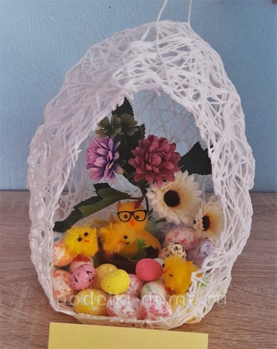 Пасхальное яйцо из ниток