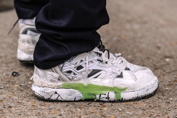 Как можно отстирать различные виды кроссовок от грязи Как можно отстирать различные виды кроссовок от грязи