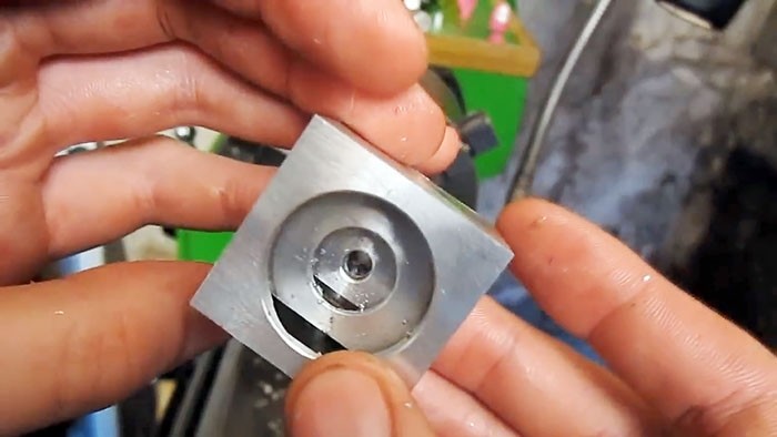 Как сделать куб в кубе на токарном станке