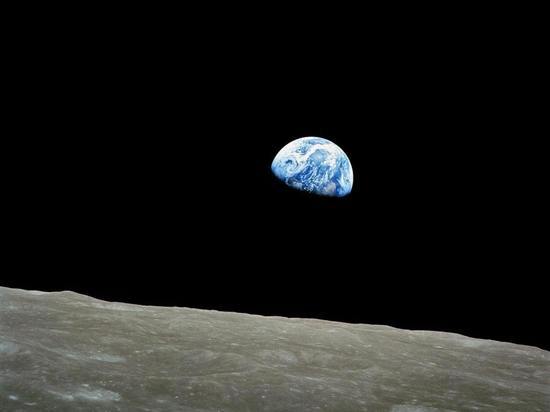 Космический корабль размером с микроволну запущен для проверки новой орбиты