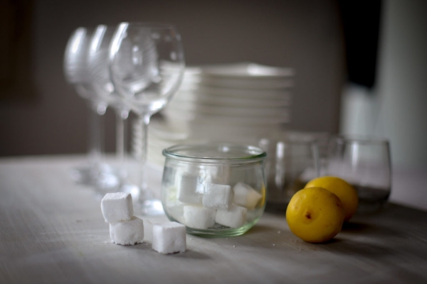 Домашняя экономия: как сделать средство для мытья посуды и посудомоечной машины дома своими руками