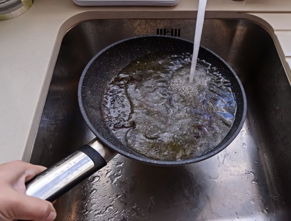 10 вещей, которые категорически нельзя смывать в раковину и в унитаз 10 вещей, которые категорически нельзя смывать в раковину и в унитаз