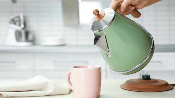 Чем и как почистить чайник от накипи: 5 простых и эффективных способов