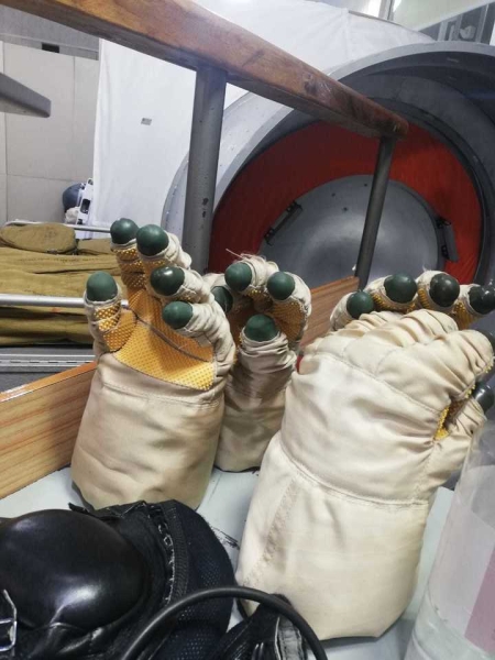 В Центре подготовки космонавтов представили «кентавра» для полета на Луну