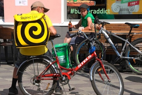 Два в одном: что изменит объединение Яндекса и Delivery Club Два в одном: что изменит объединение Яндекса и Delivery Club