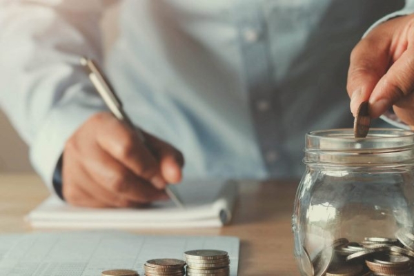 Устанавливаем разгрузочные дни и меняем в доме лампочки: как накопить на нужную покупку даже с маленькой зарплатой Устанавливаем разгрузочные дни и меняем в доме лампочки: как накопить на нужную покупку даже с маленькой зарплатой