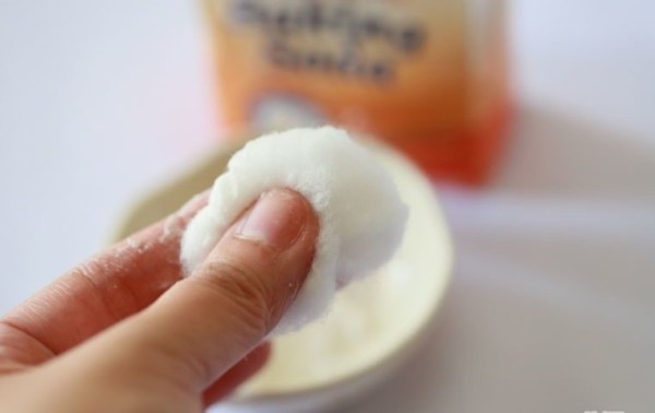 Безопасные способы помогут оттереть с кожи краску для волос после окрашивания в домашних условиях