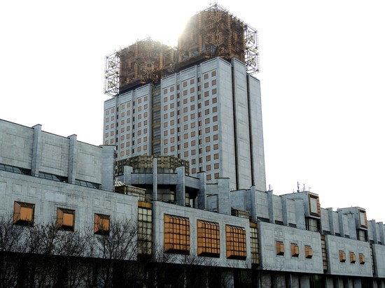 На базе РФФИ создали дублера РАН