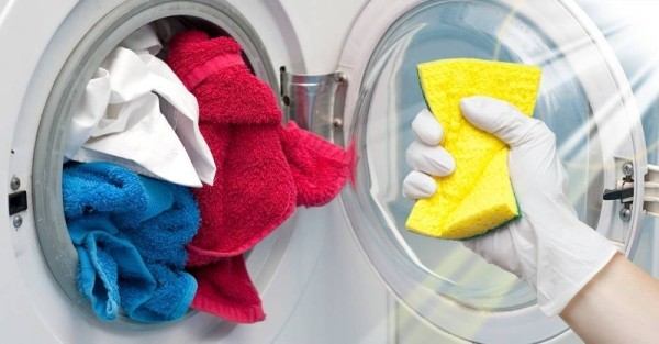 Как и для чего можно использовать кухонную губку в стиральной машинке Как и для чего можно использовать кухонную губку в стиральной машинке