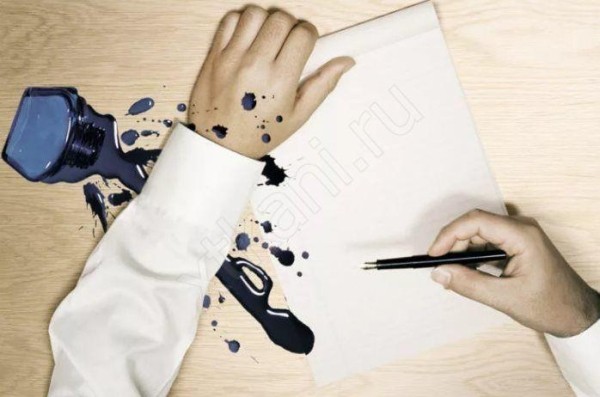 Как избавиться от чернильных пятен и чем оттереть следы от ручки на одежде, чтобы не повредить ткань