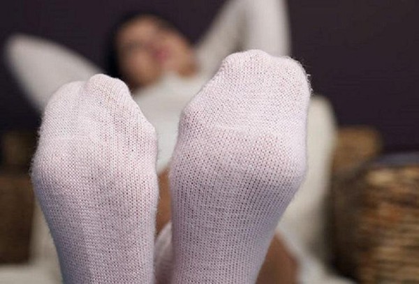 Правила и советы, которые помогут просто и быстро отстирать белые носки Правила и советы, которые помогут просто и быстро отстирать белые носки