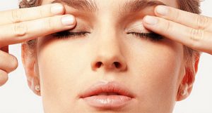 Глазная йога: упражнения, которые улучшают зрение и фокусировку внимания Глазная йога: упражнения, которые улучшают зрение и фокусировку внимания