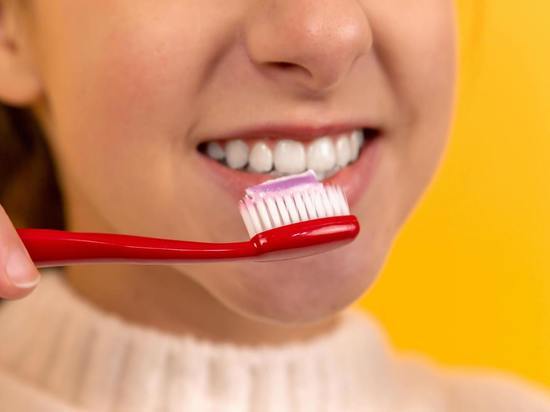 Ученые установили, что плохие зубы являются одной из причин деменции