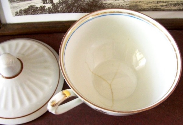 Простые способы очистки 7 кухонных предметов, до которых часто не доходят руки