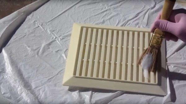 Простые и доступные способы помогут быстро и эффективно отбелить пластик от желтизны в домашних условиях