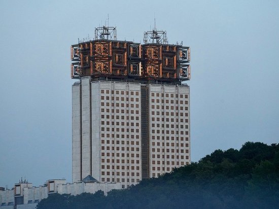 Президент РАН предложил отменить деление институтов на категории