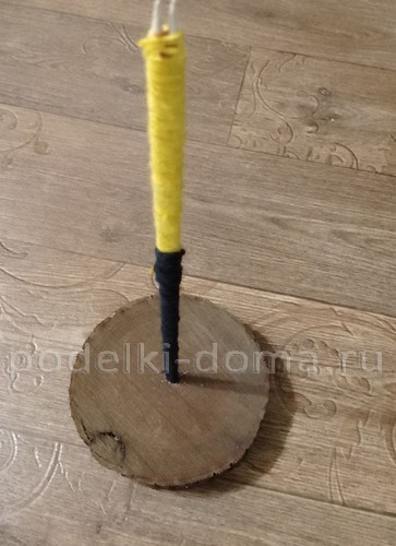 Эко-ёлка — поделка из подручного материала Эко-ёлка — поделка из подручного материала