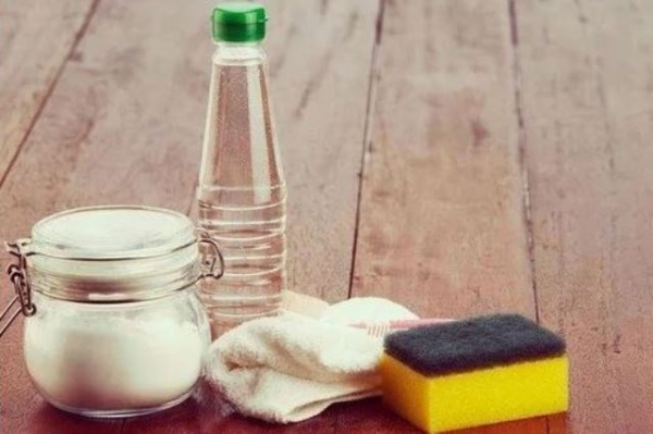 Два способа чистки пуховика без стирки и химчистки