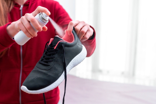 Можно ли убрать запах из обычной и меховой обуви домашними методами