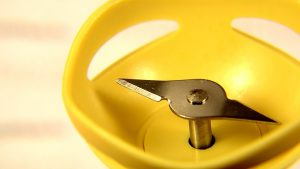 Как быстро заточить ножи блендера в домашних условиях: простой, но действенный способ