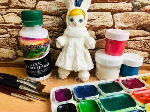 Ёлочная игрушка Зайка в технике ватного папье-маше