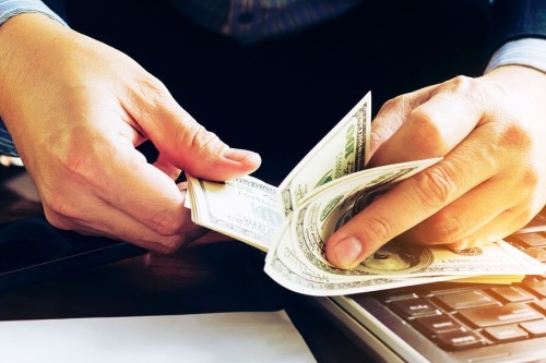 Какие зарплаты будут у айтишников в России в 2023 году Какие зарплаты будут у айтишников в России в 2023 году