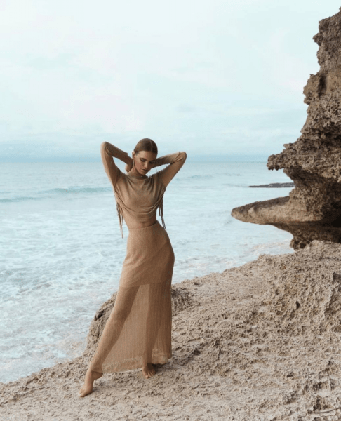 Фотограф назвала лучшие позы для фотосессии, которые легко повторить