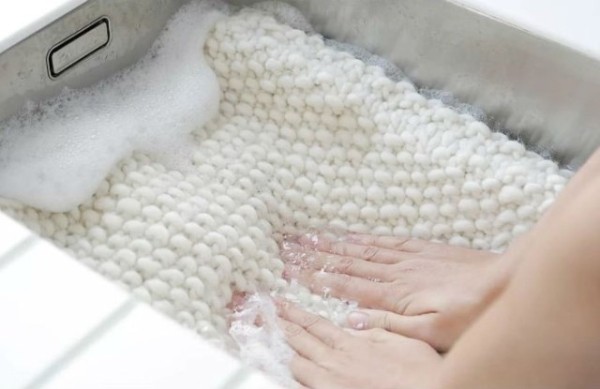 Особенности стирки и сушки шерстяных вещей