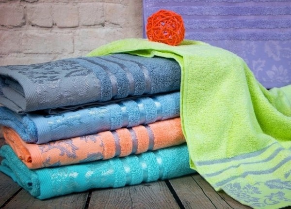 Как лучше стирать банные полотенца, можно ли добавлять в воду уксус Как лучше стирать банные полотенца, можно ли добавлять в воду уксус