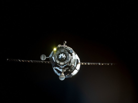 «Роскосмос собирает срочное совещание из-за разгерметизации грузовика «Прогресс МС-21»