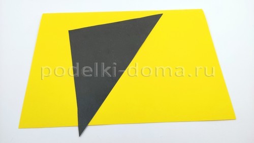 Аппликация из бумаги и пластилина «Модная сорока» Аппликация из бумаги и пластилина «Модная сорока»