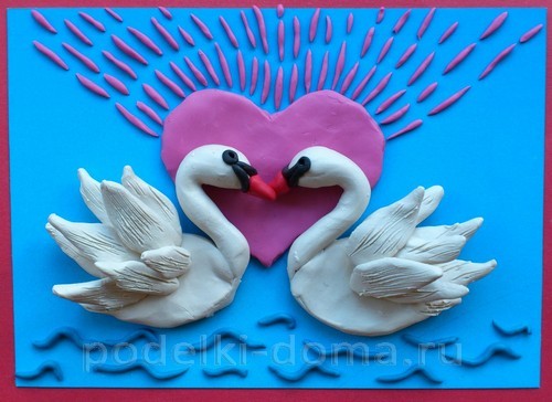 Аппликация из бумаги и пластилина «Модная сорока» Аппликация из бумаги и пластилина «Модная сорока»