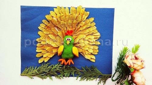 Аппликация из бумаги и пластилина «Модная сорока» Аппликация из бумаги и пластилина «Модная сорока»