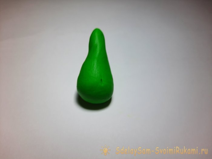 Как сделать красивую елочку из пластилина