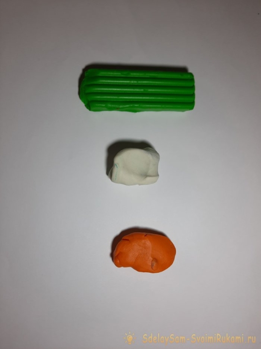 Как сделать красивую елочку из пластилина